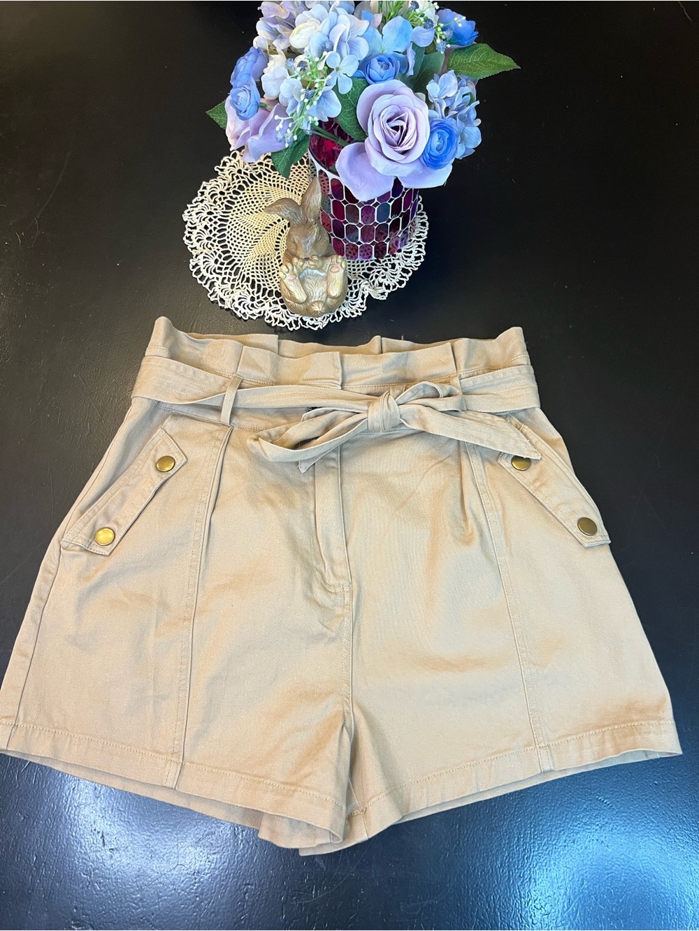 MINE NWT Boutique Tan Khaki Paper Bag Hi Waisted Belted Shorts Sz L Preppy